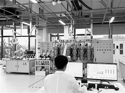 在計算機里先 造 一座工廠